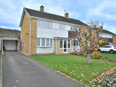 3 Bedroom Semi-detached House For Sale In Leckhampton