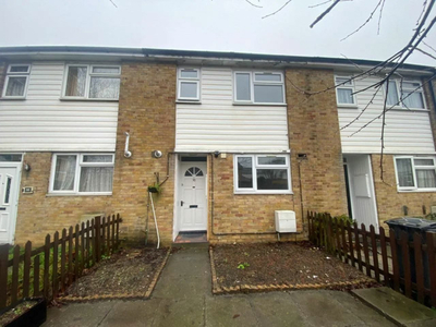 3 Bedroom Semi-detached House For Sale In London, .