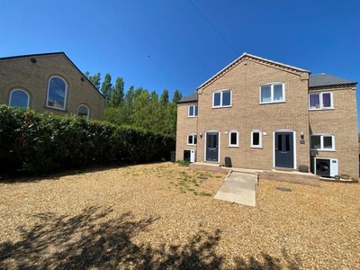 3 Bedroom Semi-detached House For Sale In Salters Lode