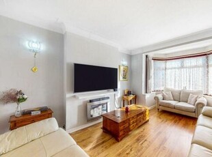 3 Bedroom Semi-detached House For Sale In Stanmore