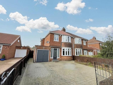 3 Bedroom Semi-detached House For Sale In Stockton-on-tees, Durham