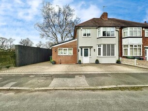 3 Bedroom Semi-detached House For Sale In Wednesbury