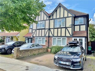 3 Bedroom Semi-detached House For Sale In Whitton, Hounslow