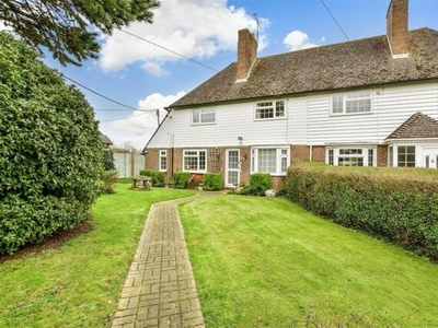 3 Bedroom Semi-detached House For Sale In Woodchurch, Ashford