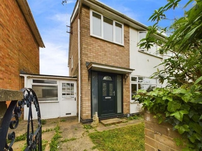 3 Bedroom Semi-detached House For Sale In Yaxley