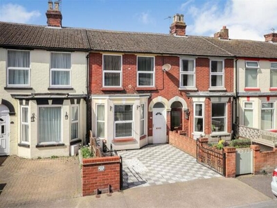 3 Bedroom Terraced House For Sale In Great Yarmouth