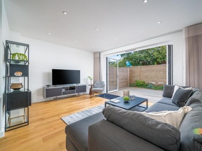 3 Bedroom Terraced House For Sale In Muswell Hill, London