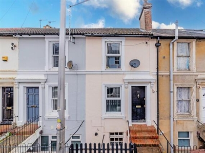 3 Bedroom Terraced House For Sale In Tunbridge Wells