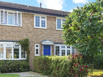 3 Bedroom Terraced House For Sale In Walton-on-thames, Surrey