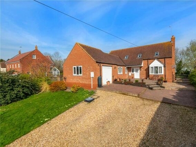 4 Bedroom Bungalow For Sale In Bourne, Lincolnshire