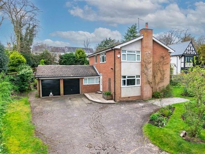 4 bedroom detached house for sale Altrincham, WA14 1RT