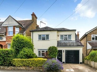 4 Bedroom Detached House For Sale In Abbots Langley, Hertfordshire