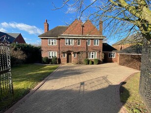 4 Bedroom Detached House For Sale In Bretby, Burton-on-trent
