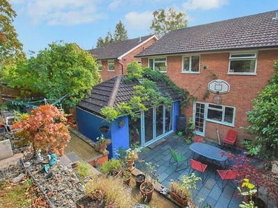 4 Bedroom Detached House For Sale In Charlton Kings, Cheltenham