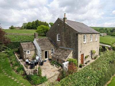 4 Bedroom Detached House For Sale In Chinley