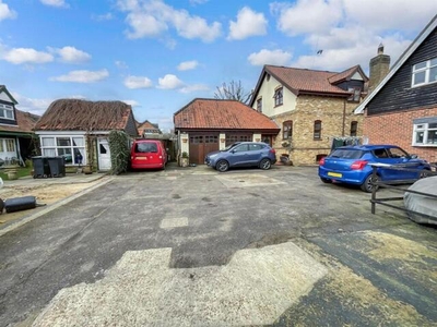 4 Bedroom Detached House For Sale In Coopersale