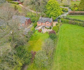 4 Bedroom Detached House For Sale In Droxford