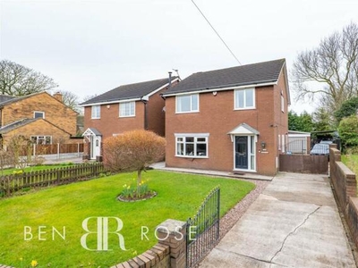 4 Bedroom Detached House For Sale In Farington Moss