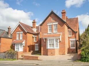 4 Bedroom Detached House For Sale In Heathfield, East Sussex