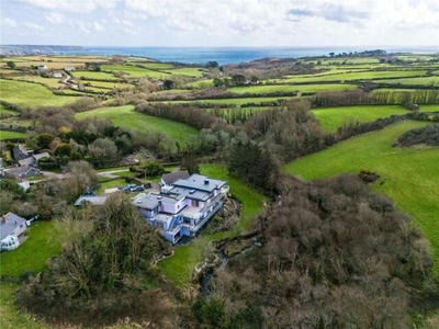 4 Bedroom Detached House For Sale In Helston, Cornwall