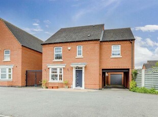 4 Bedroom Detached House For Sale In Hucknall, Nottinghamshire