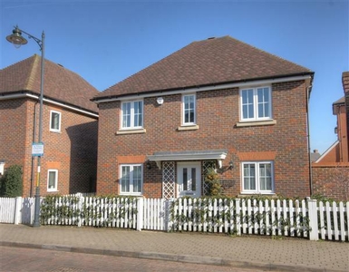 4 Bedroom Detached House For Sale In Kings Hill