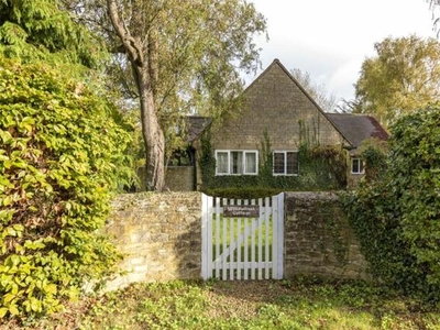 4 Bedroom Detached House For Sale In Little Milton, Oxford