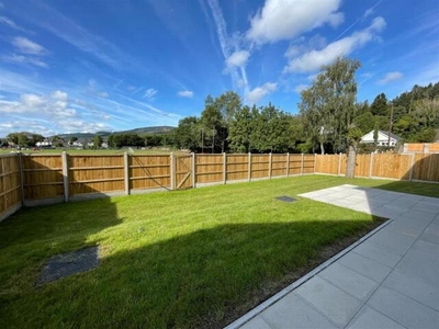 4 Bedroom Detached House For Sale In Maes Y Parc