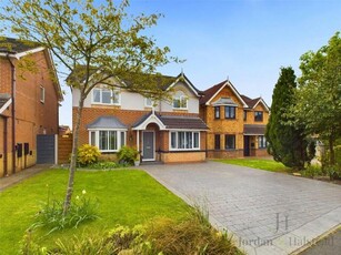 4 Bedroom Detached House For Sale In Middlewich, Cheshire