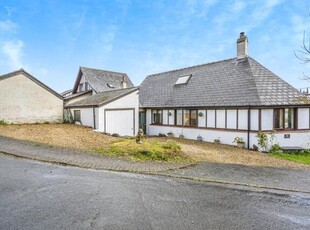 4 Bedroom Detached House For Sale In Newtown