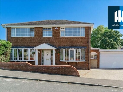 4 Bedroom Detached House For Sale In Pontefract, West Yorkshire