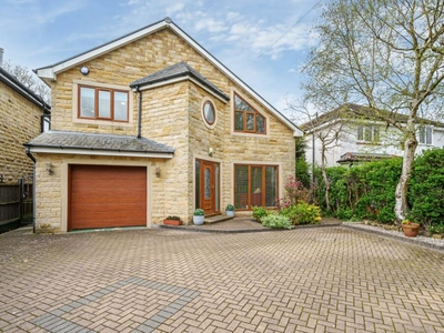 4 bedroom detached house for sale in The Drive, Adel, LS16