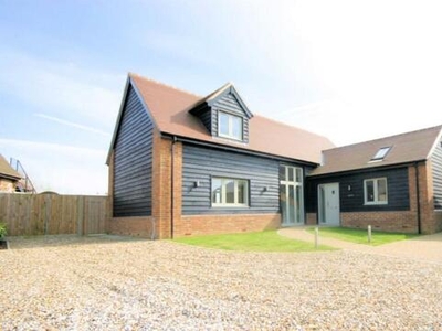 4 Bedroom Detached House For Sale In Toddington