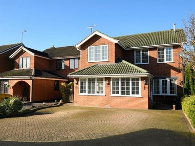 4 Bedroom Detached House For Sale In Walton On Trent