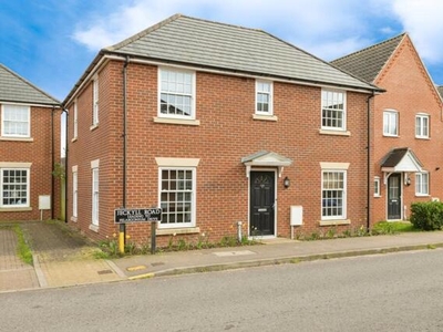 4 Bedroom Detached House For Sale In Wymondham, Norfolk