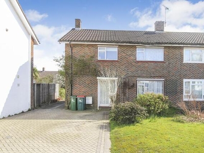 4 Bedroom End Of Terrace House For Sale In Crawley