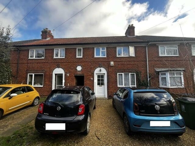 4 Bedroom Semi-detached House For Rent In Headington