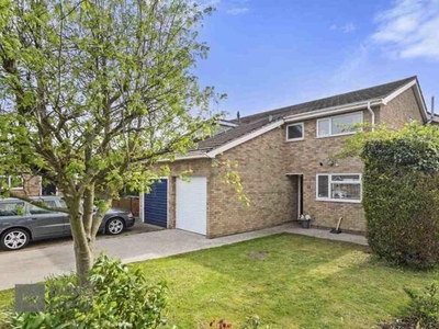 4 Bedroom Semi-detached House For Sale In Colchester