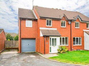 4 Bedroom Semi-detached House For Sale In Kenilworth