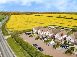4 Bedroom Semi-detached House For Sale In Ongar, Essex
