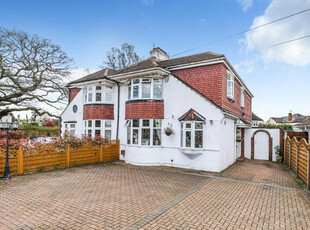4 Bedroom Semi-detached House For Sale In Orpington