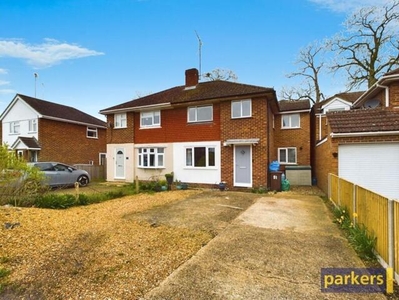 4 Bedroom Semi-detached House For Sale In Reading, Berkshire
