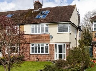 4 Bedroom Semi-detached House For Sale In South Nutfield