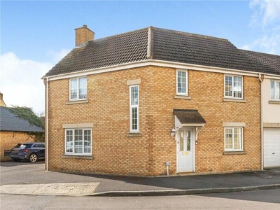 4 Bedroom Semi-detached House For Sale In Swindon