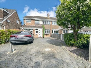 4 Bedroom Semi-detached House For Sale In Tamworth, Staffordshire