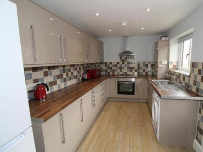 4 Bedroom Terraced House For Rent In Preston