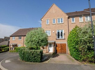 4 Bedroom Terraced House For Sale In Cawston Grange, Rugby