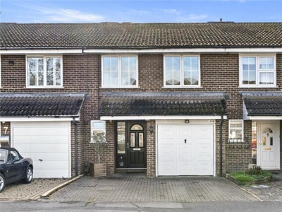 4 Bedroom Terraced House For Sale In Cobham, Surrey