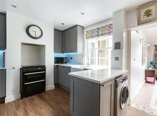 4 Bedroom Terraced House For Sale In Gravesend, Kent