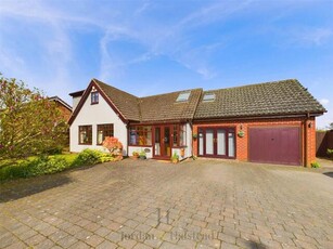 5 Bedroom Detached Bungalow For Sale In Frodsham, Cheshire